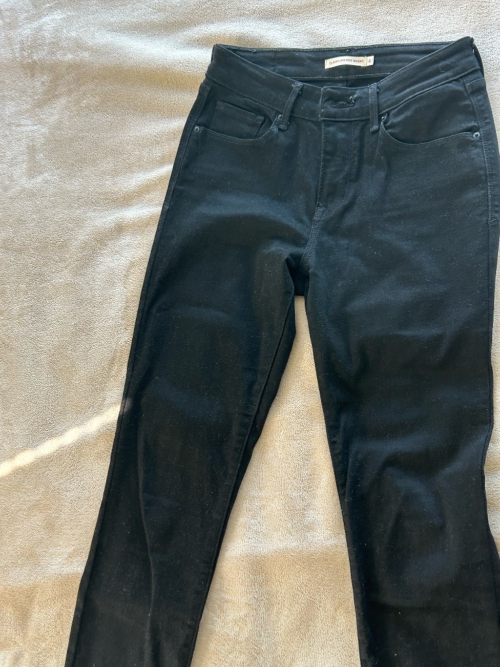 Levi's Classic Mid Rise Skinny Jeans Black Size 6 / 28